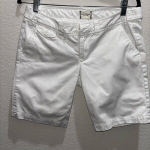 Abercrombie & Fitch Classic White Bermudas Women’s size 4